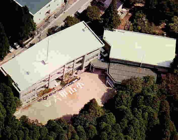 �Z�b���w�Z