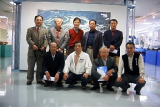 SPring 8�̓W�����ŋL�O�ʐ^