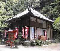 ���q�A���{��