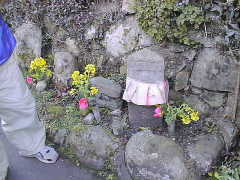 �X�̒n���̒�