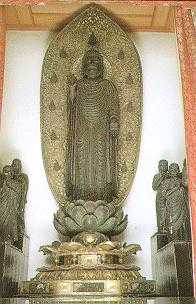 釈尊寺の釈迦如来立像